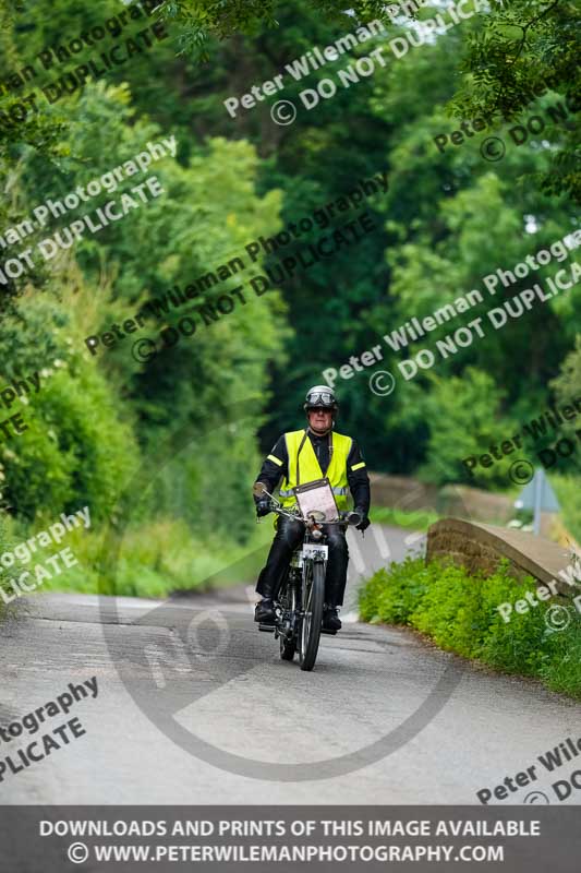 Vintage motorcycle club;eventdigitalimages;no limits trackdays;peter wileman photography;vintage motocycles;vmcc banbury run photographs